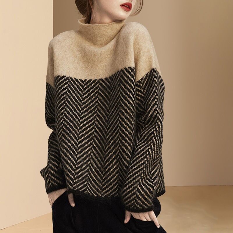 Contrasting warm sweater | QYVEN