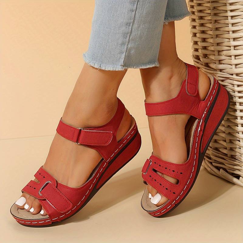 Alfreda Orthopedic Sandal | QYVEN