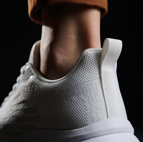 Strider — Atletische mesh-sneaker met gesegmenteerde zool