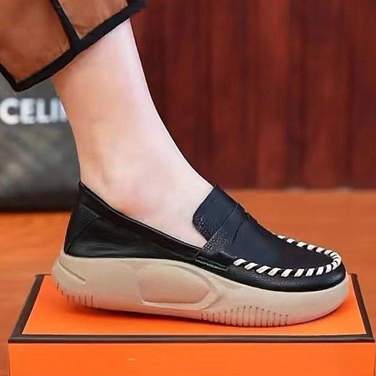 Ultra-comfortable classic sneakers | QYVEN
