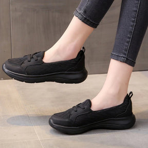 Orthopedic and stylish shoes